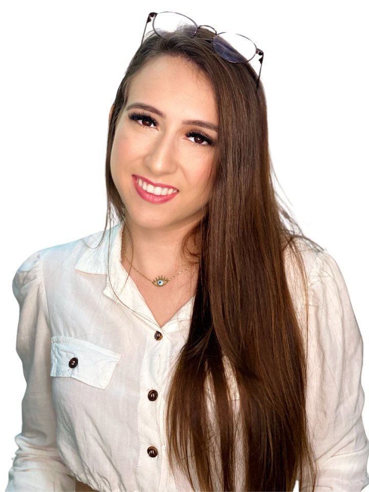 Eduarda Duarte, a Dudinha, instrutora do curso lash designer iniciante Fábrica de Lash